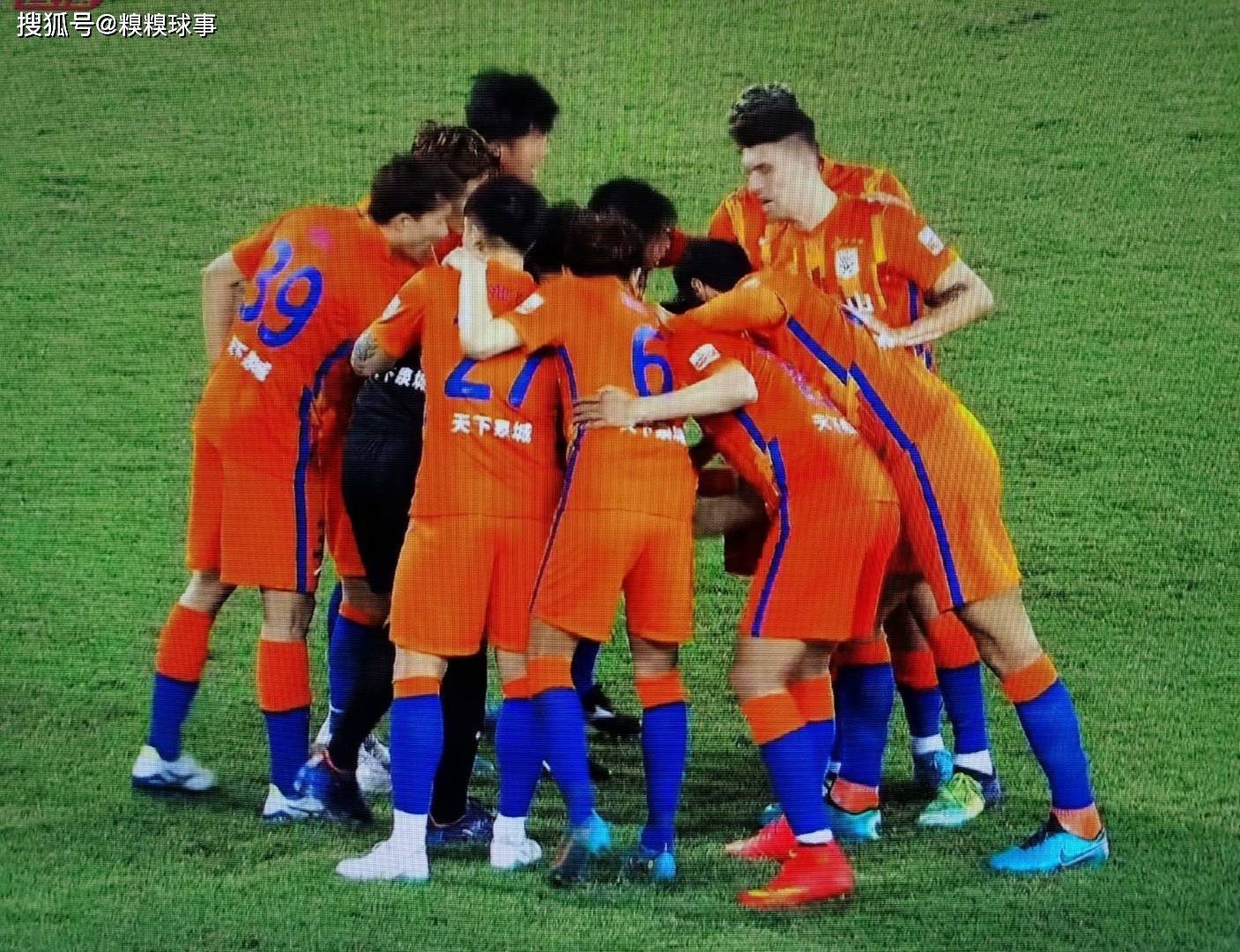 爱游戏-关于游泳季后赛上演强强对话，塞北霹雳队翻盘洞庭天虎队，战术调整见效；球迷期待下一战的信息