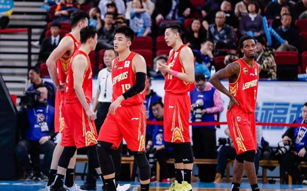 爱游戏-风云突变拜仁慕尼黑关键时刻刷新队史纪录；CBA常规赛版图或变；管理层满意；训练强度明显提升(欧冠巴黎圣日耳曼vs拜仁慕尼黑第二轮)